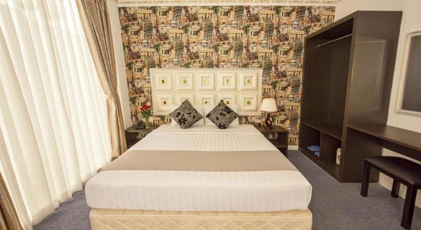 Hotel Golden Crown Saigon