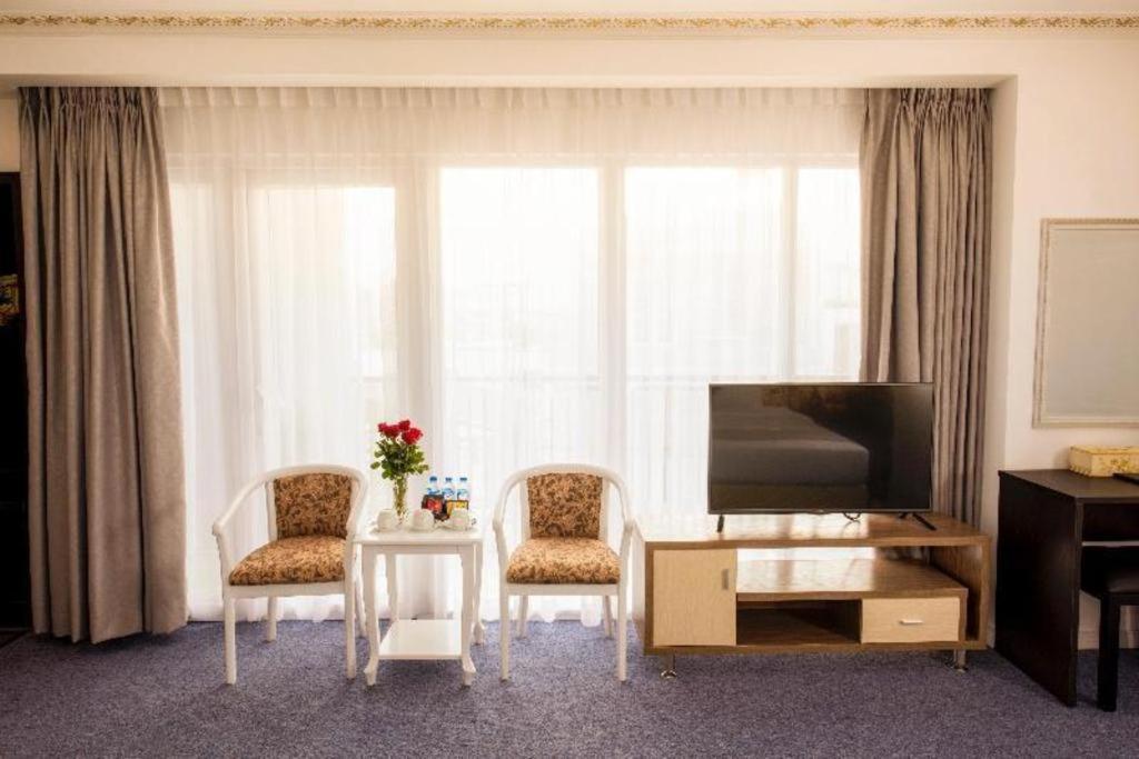 Khách sạn Golden Crown Saigon TP. Hồ Chí Minh