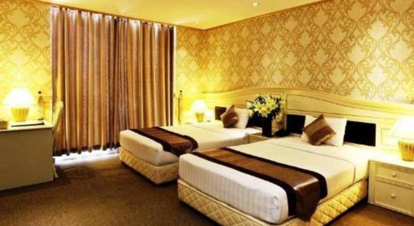 Golden Crown Saigon Khách sạn